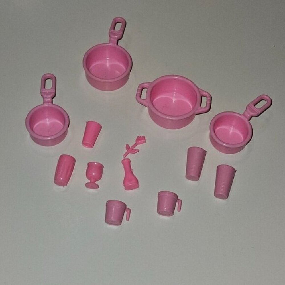12 VTG Barbie Lot Pink Dishes Pans Cups Flower Vase Kitchen Accessories